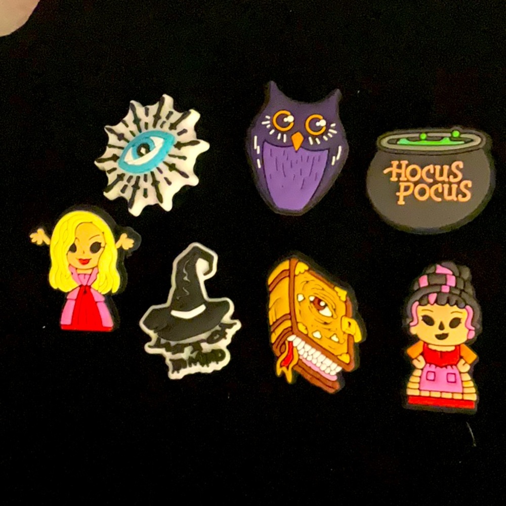 7pc Hocus Pocus Croc Charms
